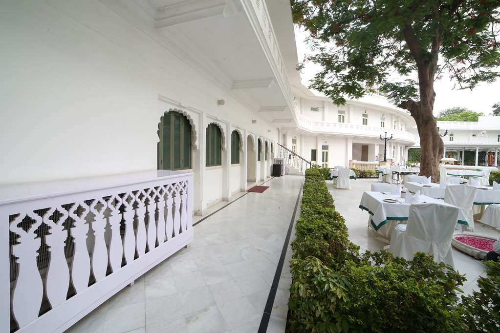 Garden Hotel - Heritage By Hrh Group Of Hotels Udaipur Restaurant photo